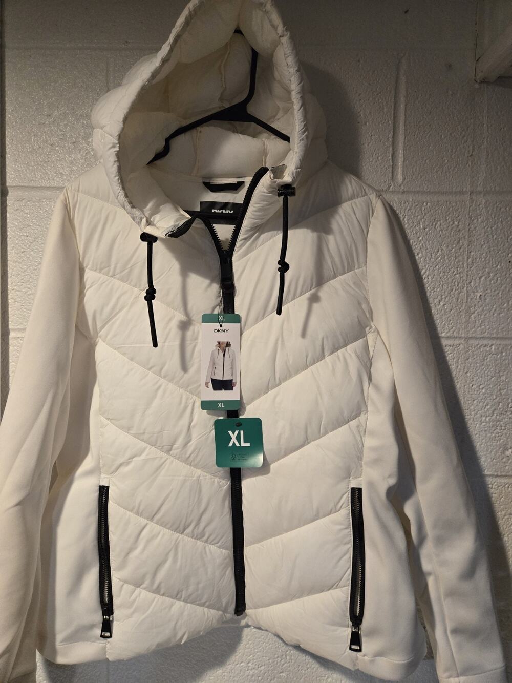 Dkny Womens Puffer Jacket White Size Xl New With Tags